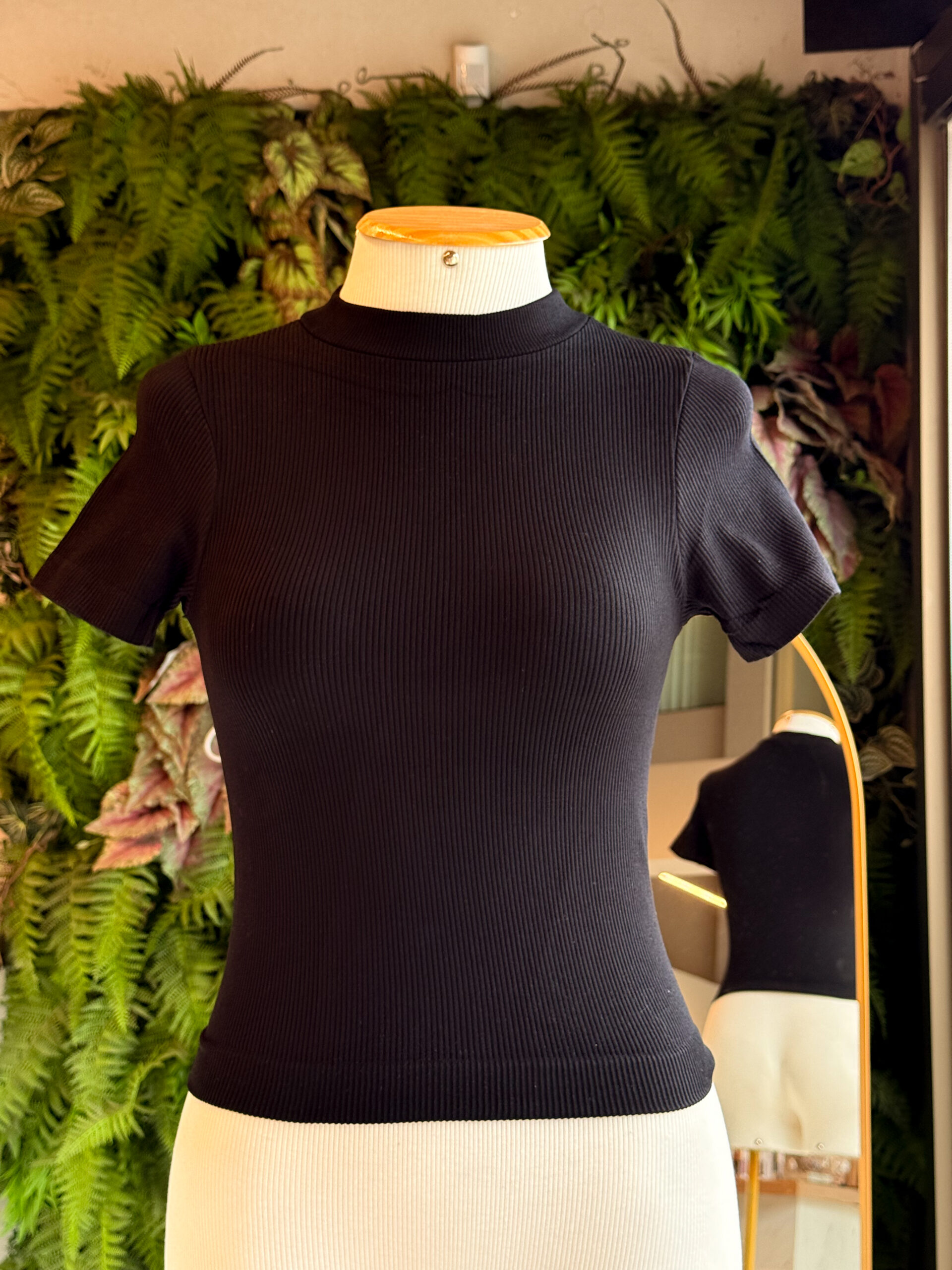 BLUSA BÁSICA